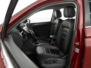 Внедорожник Volkswagen Tiguan 2017 года, 2531444 рублей, Москва