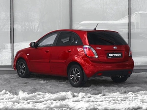 Хетчбэк Kia Rio 2009 года, 580000 рублей, Тверь