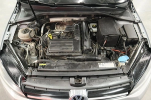 Хэтчбек Volkswagen Golf 2013 года, 1390000 рублей, Курск