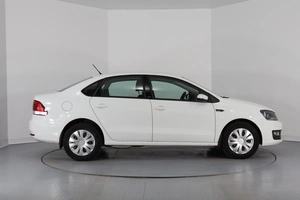 Седан Volkswagen Polo 2016 года, 930000 рублей, Брянск