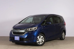 Минивэн Honda Freed 2018 года, 1699000 рублей, Новосибирск