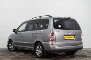 Минивэн Hyundai Trajet 2005 года, 779000 рублей, Сургут