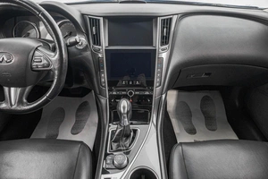 Седан Infiniti Q50 2017 года, 1849000 рублей, Барнаул