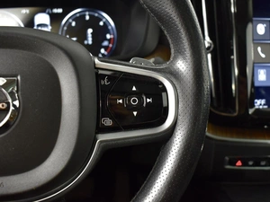 Внедорожник Volvo XC60 2018 года, 3553900 рублей, Казань