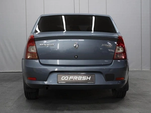 Седан Renault Logan 2012 года, 530000 рублей, Омск