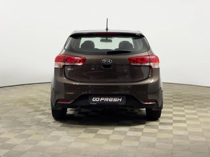 Хетчбэк Kia Rio 2015 года, 867200 рублей, Казань