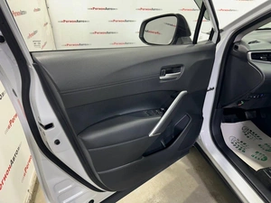 Внедорожник Toyota Corolla Cross 2024 года, 2890000 рублей, Красноярск