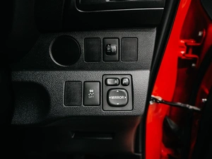 Хетчбэк Toyota Ractis 2015 года, 849000 рублей, Красноярск