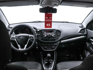 Седан ВАЗ (LADA) Vesta 2018 года, 870000 рублей, Красноярск