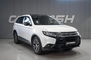 Внедорожник Mitsubishi Outlander 2016 года, 2109000 рублей, Петрозаводск