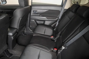 Внедорожник Mitsubishi Outlander 2021 года, 1999000 рублей, Пермь