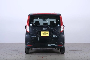 Минивэн Toyota Roomy 2021 года, 1089000 рублей, Омск