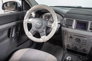Седан Opel Vectra 2004 года, 479000 рублей, Томск