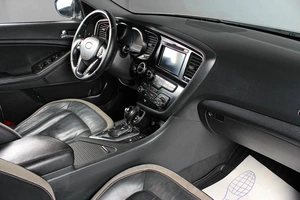 Седан Kia Optima 2011 года, 1019000 рублей, Тюмень