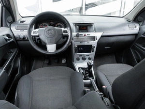 Хетчбэк Opel Astra 2011 года, 425000 рублей, Ставрополь