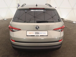 Внедорожник Skoda Kodiaq 2018 года, 2400000 рублей, Орёл