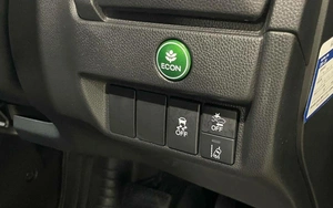 Хетчбэк Honda Fit 2018 года, 985000 рублей, Красноярск