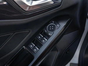 Хетчбэк Ford Focus 2021 года, 1899000 рублей, Нижний Новгород