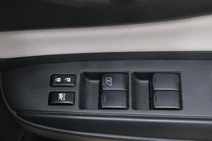 Хетчбэк Nissan Note 2017 года, 1449000 рублей, Омск