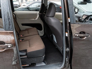 Минивэн Toyota Sienta 2015 года, 1530000 рублей, Краснодар