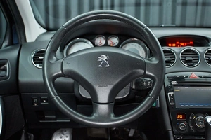 Седан Peugeot 408 2013 года, 749000 рублей, Красноярск