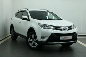 Внедорожник Toyota RAV4 2015 года, 2100000 рублей, Красноярск