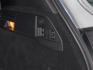 Внедорожник Volkswagen Touareg 2016 года, 3319000 рублей, Сургут