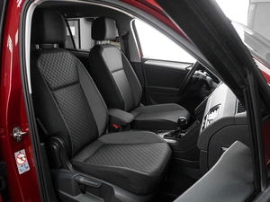 Внедорожник Volkswagen Tiguan 2019 года, 2354000 рублей, Тюмень