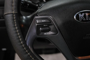 Хетчбэк Kia Rio 2015 года, 1049000 рублей, Новокузнецк