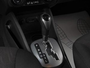 Седан Kia Rio 2013 года, 890000 рублей, Омск