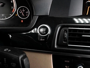 Седан BMW 5 серия 2013 года, 1712000 рублей, Тюмень