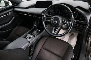 Хетчбэк Mazda 3 2019 года, 1769000 рублей, Красноярск