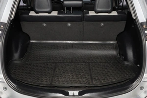 Внедорожник Toyota RAV4 2017 года, 2639000 рублей, Новосибирск