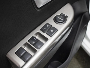 Седан Kia Rio 2011 года, 699000 рублей, Омск