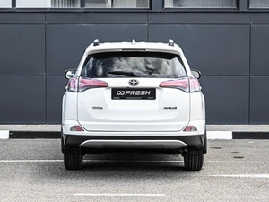 Внедорожник Toyota RAV4 2016 года, 1999000 рублей, Кирилловка
