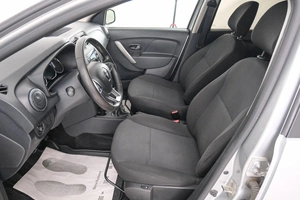 Хетчбэк Renault Sandero 2018 года, 899000 рублей, Красноярск