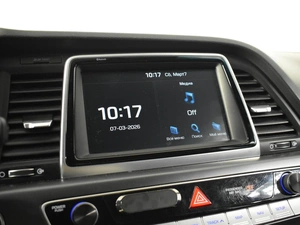 Седан Hyundai Sonata 2018 года, 1635100 рублей, Казань