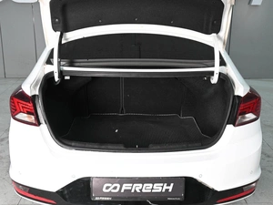 Седан Hyundai Elantra 2019 года, 1859000 рублей, Аксай