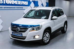 Внедорожник Volkswagen Tiguan 2011 года, 1198000 рублей, Солонцы