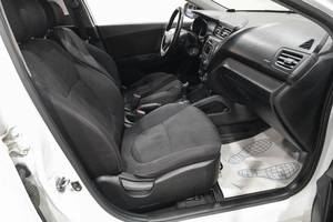 Седан Kia Rio 2011 года, 799000 рублей, Новокузнецк