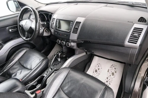 Внедорожник Mitsubishi Outlander 2011 года, 1249000 рублей, Красноярск