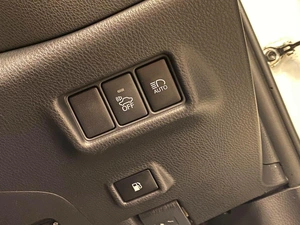 Внедорожник Toyota C-HR 2017 года, 1897000 рублей, Красноярск