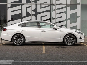 Седан Hyundai Sonata 2023 года, 2940000 рублей, Краснодар