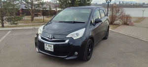 Хетчбэк Toyota Ractis 2016 года, 965000 рублей, Красноярск