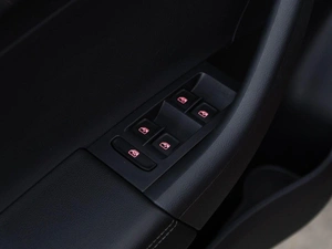 Лифтбек Volkswagen Polo 2021 года, 1637077 рублей, Москва