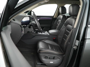 Внедорожник Volkswagen Touareg 2019 года, 5099046 рублей, Москва