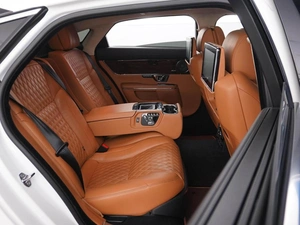Седан Jaguar XJ 2019 года, 4190000 рублей, Москва
