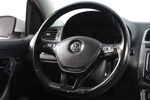 Седан Volkswagen Polo 2018 года, 1199000 рублей, Новосибирск