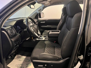 Пикап Toyota Tundra 2017 года, 5699000 рублей, Красноярск