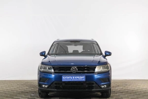 Внедорожник Volkswagen Tiguan 2018 года, 2999000 рублей, Тюмень